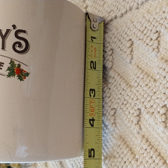 HUGE Hershey's Mug and Recipe Book - Picture 7 of 8